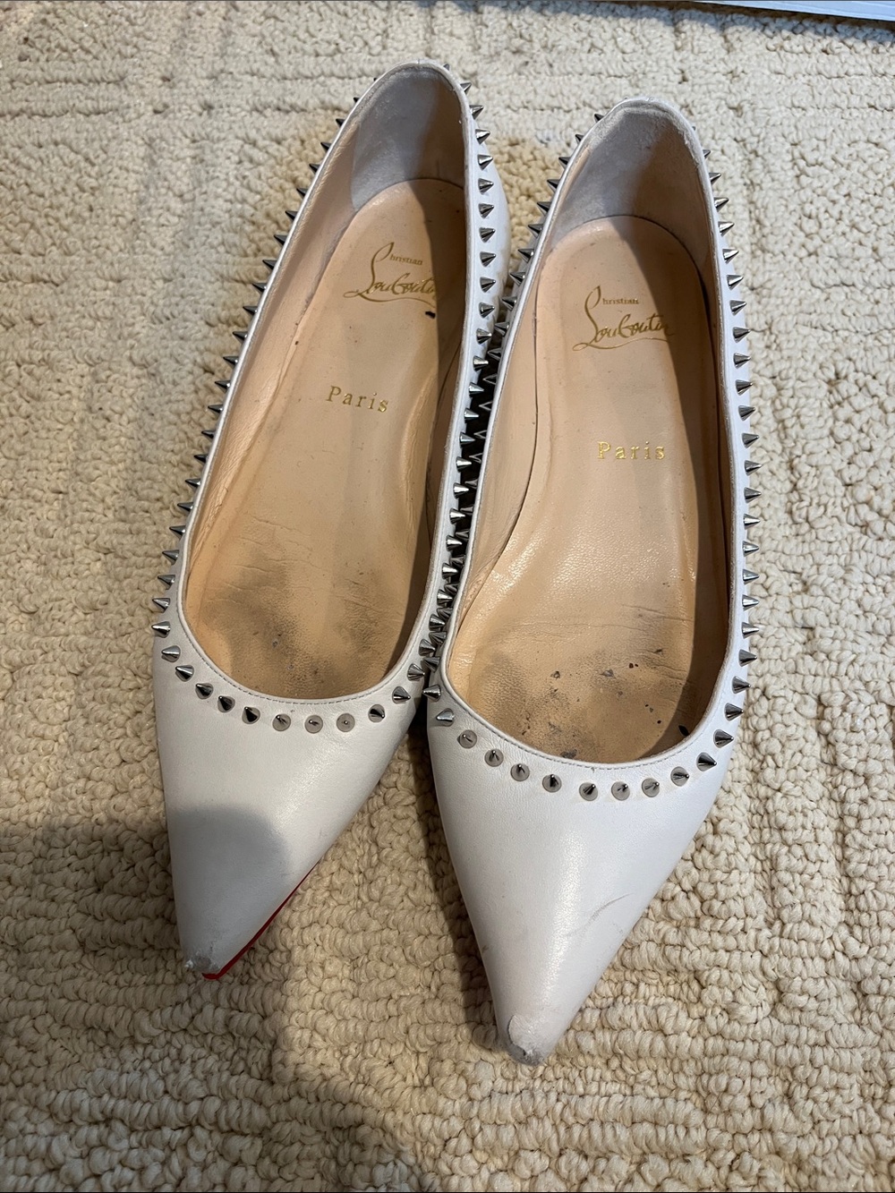 Christian Louboutin White Pointed-Toe Studded Ballet Flats s7 READ CAREFULLY